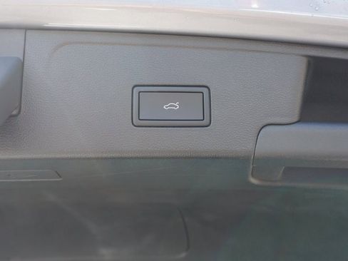 New 2026 Volkswagen Atlas Cross Sport SEL R-Line image 6