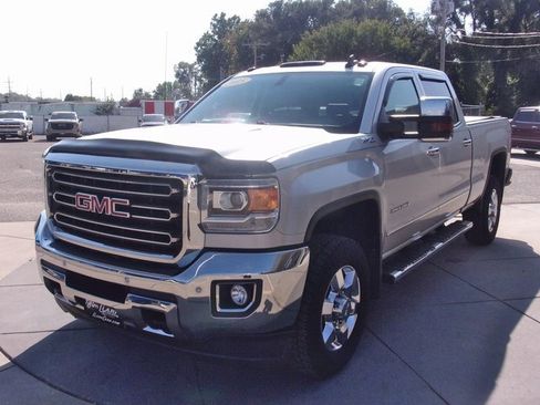 Used 2015 GMC Sierra 3500 SLT w/ Duramax Plus Package image 17