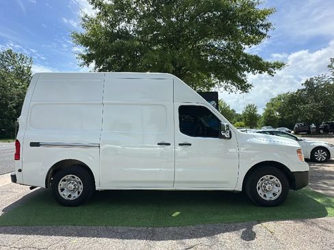 Used 2019 Nissan NV 2500 SV RWD image 7