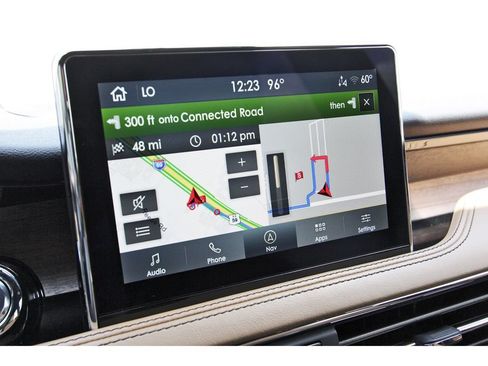 Used 2022 Lincoln Corsair Reserve w/ Luxury Package FWD image 27