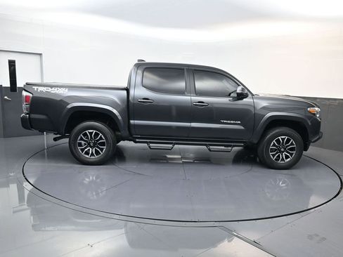 Used 2023 Toyota Tacoma TRD Sport w/ Technology Package AWD/4WD image 2