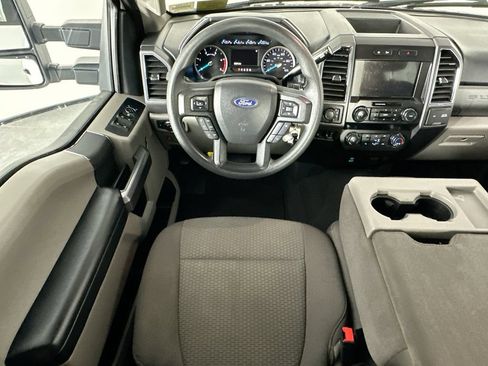 Used 2022 Ford F250 XLT AWD/4WD image 9