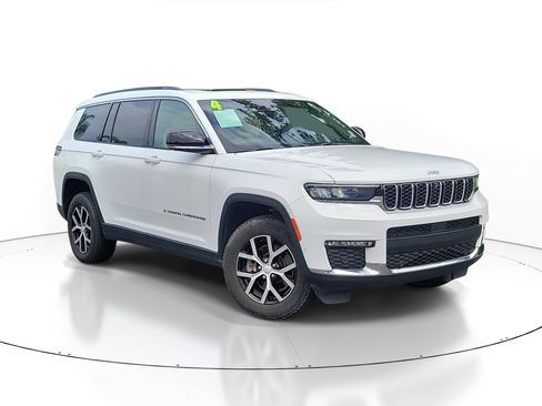 Used 2024 Jeep Grand Cherokee L Limited w/ Luxury Tech Group II RWD image 1
