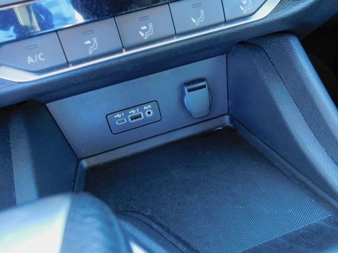 Used 2023 Nissan Sentra SV image 29