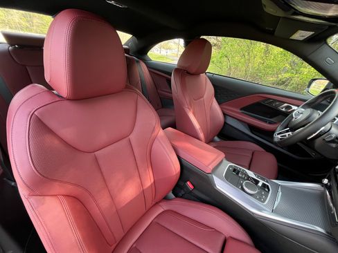 Used 2025 BMW M240i Coupe w/ Premium Package RWD image 19