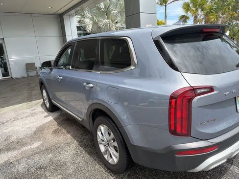 Used 2020 Kia Telluride LX image 5