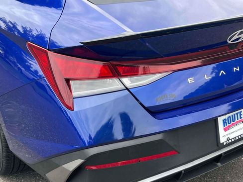 Used 2025 Hyundai Elantra Sport w/ Cargo Package FWD image 8