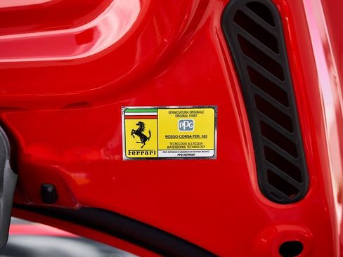 Used 2022 Ferrari F8 Tributo image 25