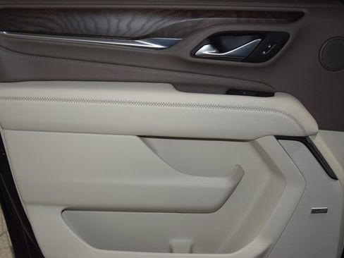 Used 2024 GMC Yukon XL Denali image 47