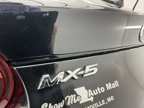 Used 2016 MAZDA MX-5 Miata Grand Touring image 22