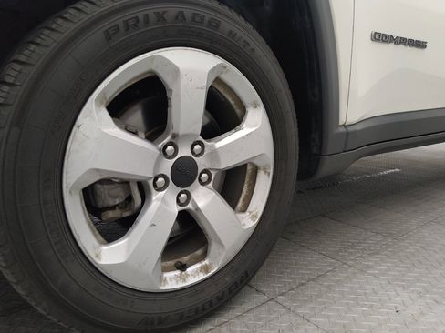 Used 2020 Jeep Compass Latitude w/ Popular Equipment Group FWD image 31