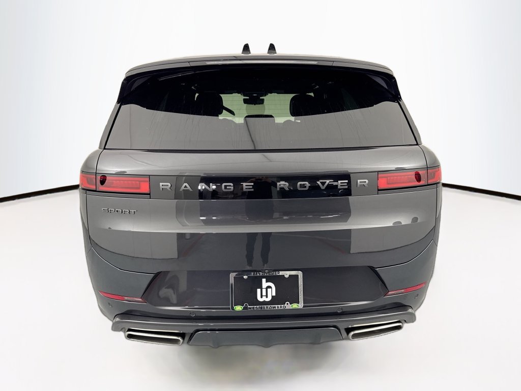 New 2026 Land Rover Range Rover Sport Dynamic SE AWD/4WD image 6