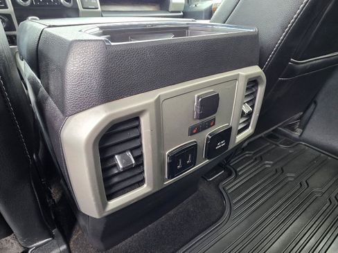 Used 2019 Ford F150 Lariat w/ Equipment Group 502A Luxury AWD/4WD image 35