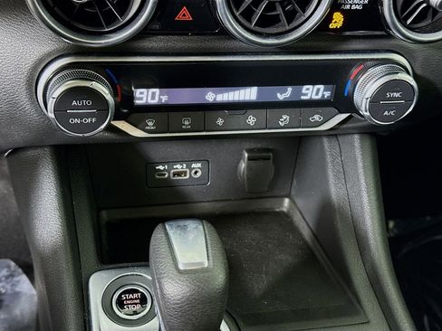 Used 2021 Nissan Sentra SV image 8