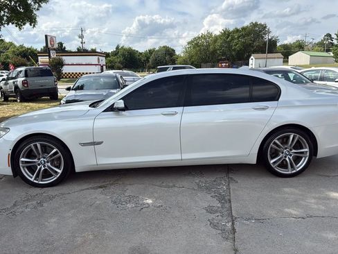 Used 2015 BMW 750Li RWD image 2