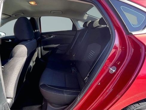 Used 2019 Kia Forte S image 23