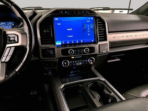 Used 2022 Ford F450 Platinum AWD/4WD image 7