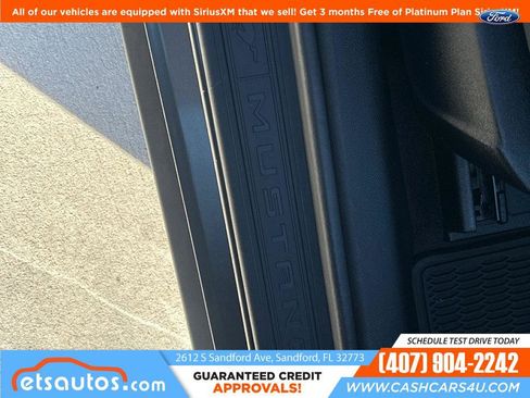 Used 2017 Ford Mustang Coupe image 13