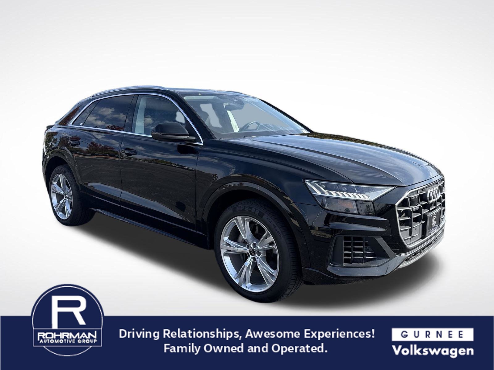 Used 2023 Audi Q8 Premium w/ Convenience Package AWD/4WD image 2