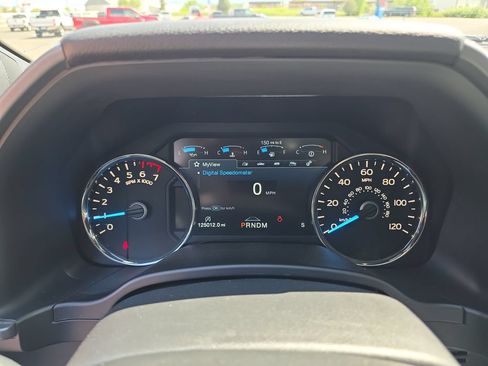 Used 2018 Ford F150 Platinum w/ Equipment Group 701A Luxury AWD/4WD image 18