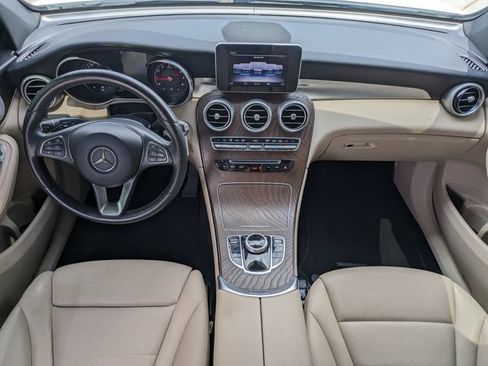 Used 2018 Mercedes-Benz GLC 300 4MATIC image 15