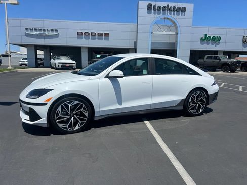 Used 2024 Hyundai Ioniq 6 SEL RWD image 2