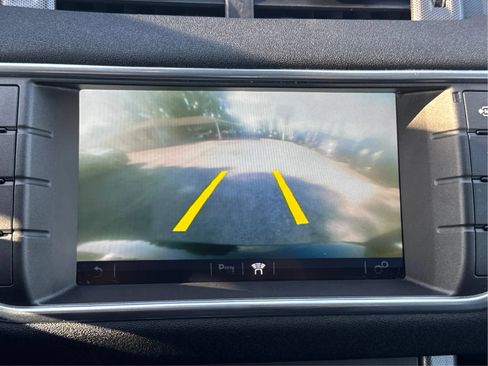 Used 2019 Land Rover Range Rover Evoque SE AWD/4WD image 25
