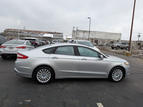 Used 2013 Ford Fusion SE image 10