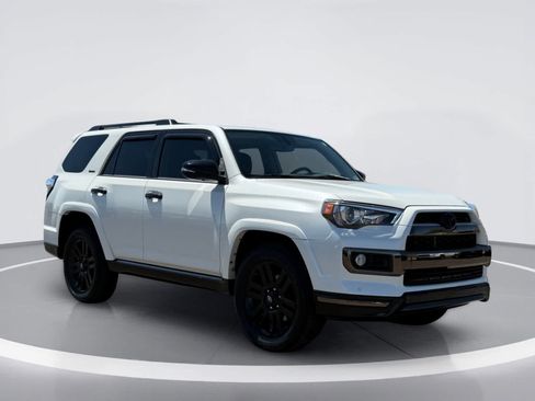 Used 2019 Toyota 4Runner Limited AWD/4WD image 5