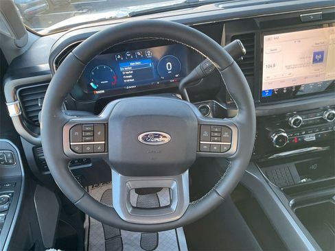 New 2026 Ford F250 Lariat w/ Chrome Package image 21