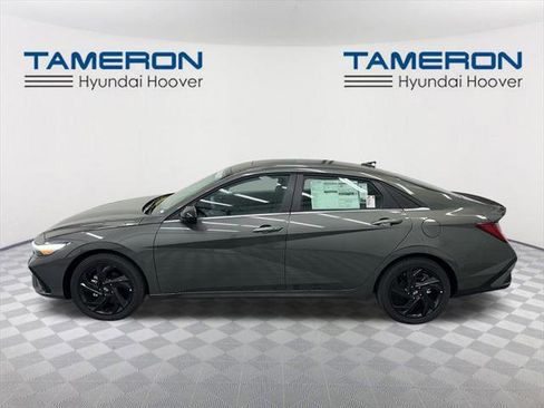 New 2026 Hyundai Elantra SEL Sport image 2