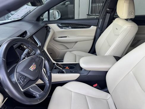 Used 2018 Cadillac XT5 FWD w/ LPO, Wheel Lock Package image 34