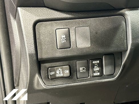 Used 2023 Toyota Tacoma TRD Sport AWD/4WD image 9