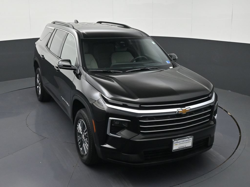 Certified 2026 Chevrolet Traverse LT w/ Driver Confidence Package FWD image 31