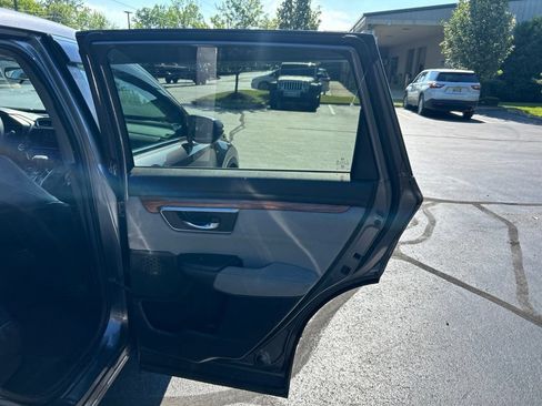 Used 2017 Honda CR-V EX image 30