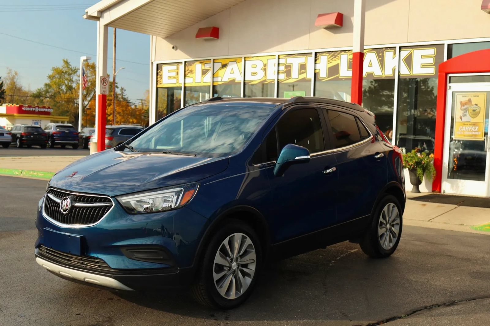 Used 2019 Buick Encore Preferred FWD image 1