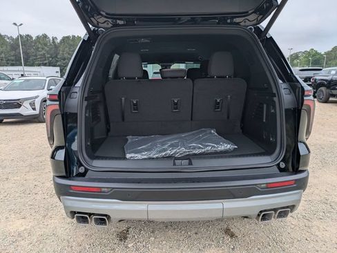 New 2026 Chevrolet Traverse LT FWD image 28