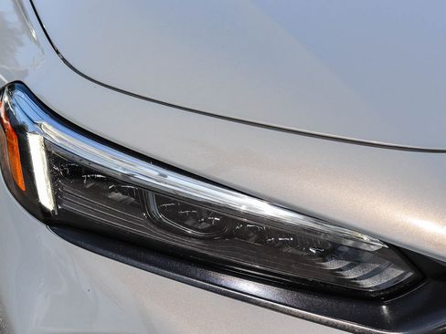 Certified 2025 Honda Civic Sport image 6