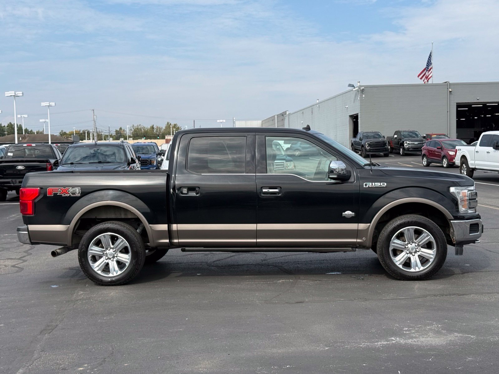 Used 2018 Ford F150 King Ranch w/ Equipment Group 601A Luxury AWD/4WD image 3