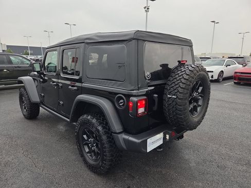 Used 2025 Jeep Wrangler Unlimited Sport AWD/4WD image 5
