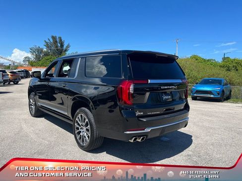 New 2025 GMC Yukon XL Denali w/ Denali Reserve Package image 8
