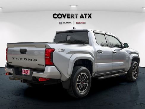 Used 2024 Toyota Tacoma 4x4 Double Cab Hybrid image 7