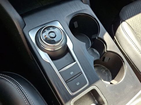 Certified 2025 Ford Escape SE FWD image 15