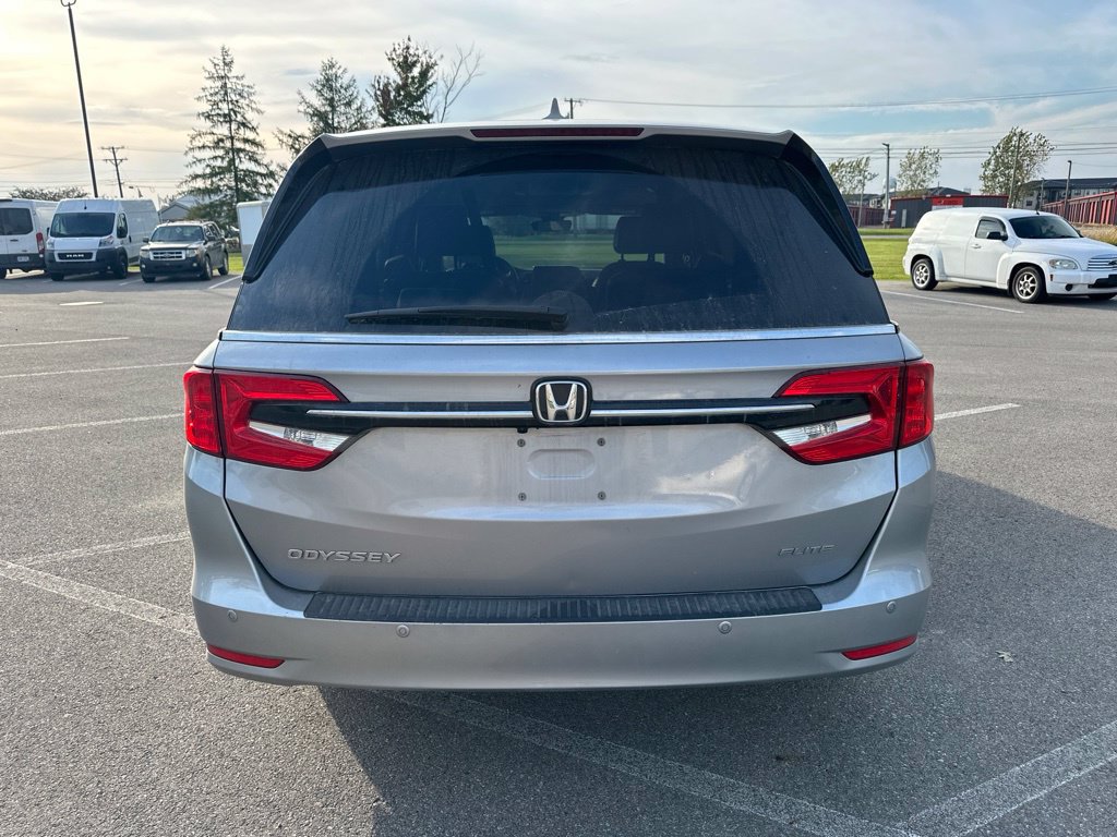 Used 2024 Honda Odyssey Elite image 11