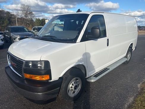 Certified 2023 GMC Savana 2500 w/ Driver Convenience Package RWD image 2