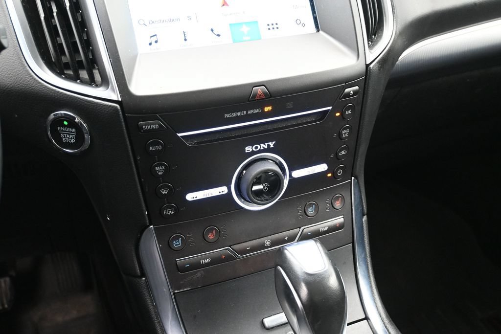 Used 2016 Ford Edge Titanium w/ Equipment Group 301A AWD/4WD image 18
