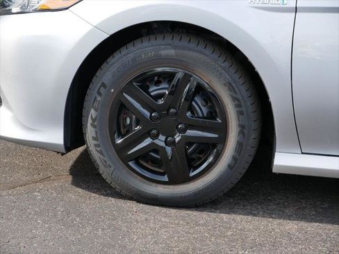 Certified 2020 Toyota Camry LE FWD image 8