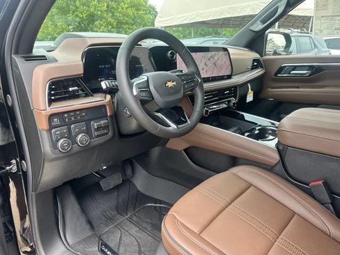 New 2026 Chevrolet Tahoe High Country AWD/4WD image 17