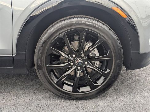 Used 2024 Buick Encore GX Sport Touring w/ Experience Buick Package image 11