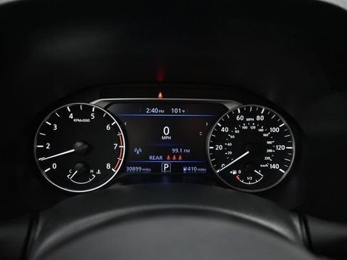 Used 2025 Nissan Altima 2.5 SV FWD image 9